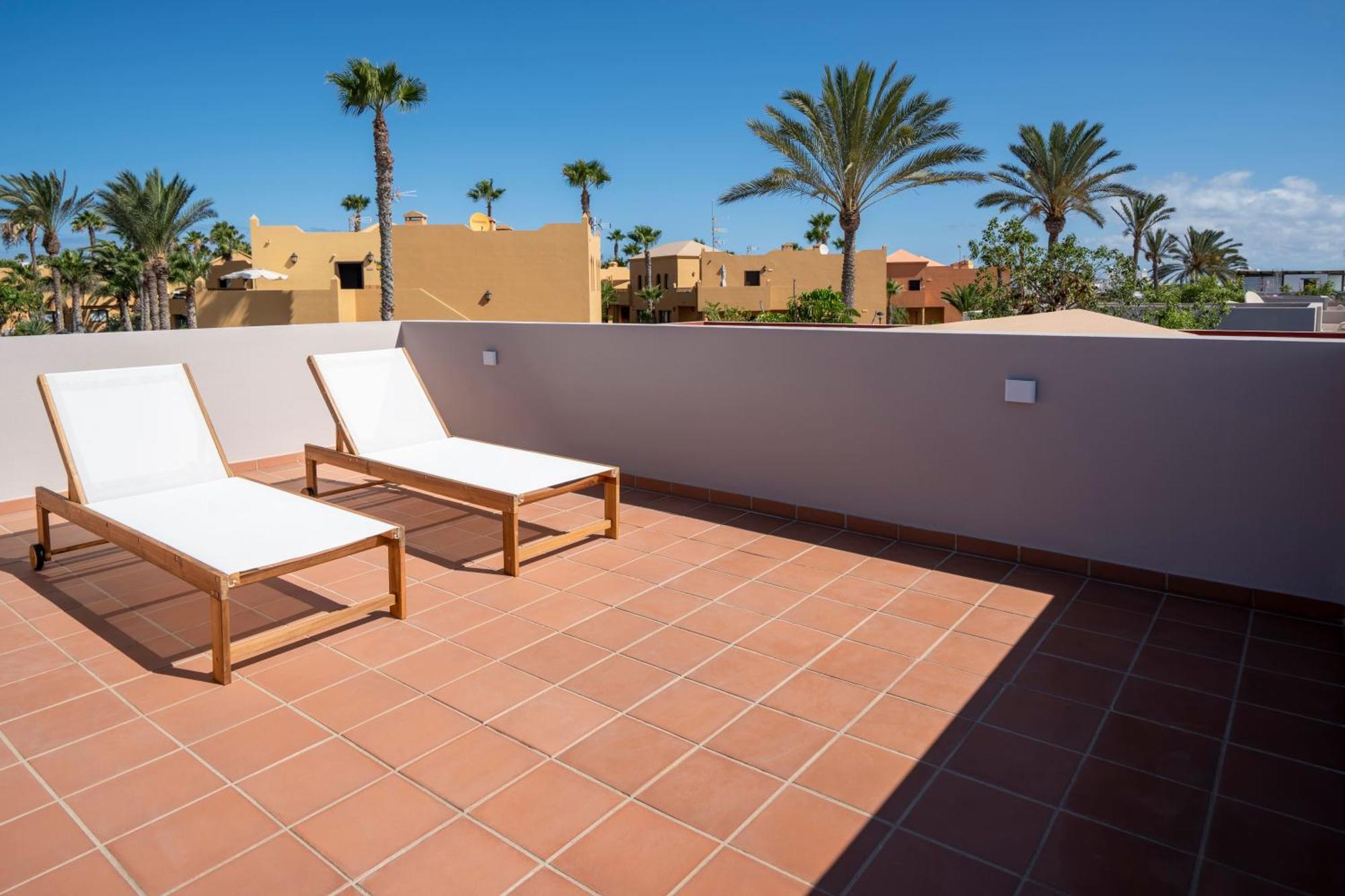 Villa Tropico - Design House With Pool In Corralejo Exterior photo