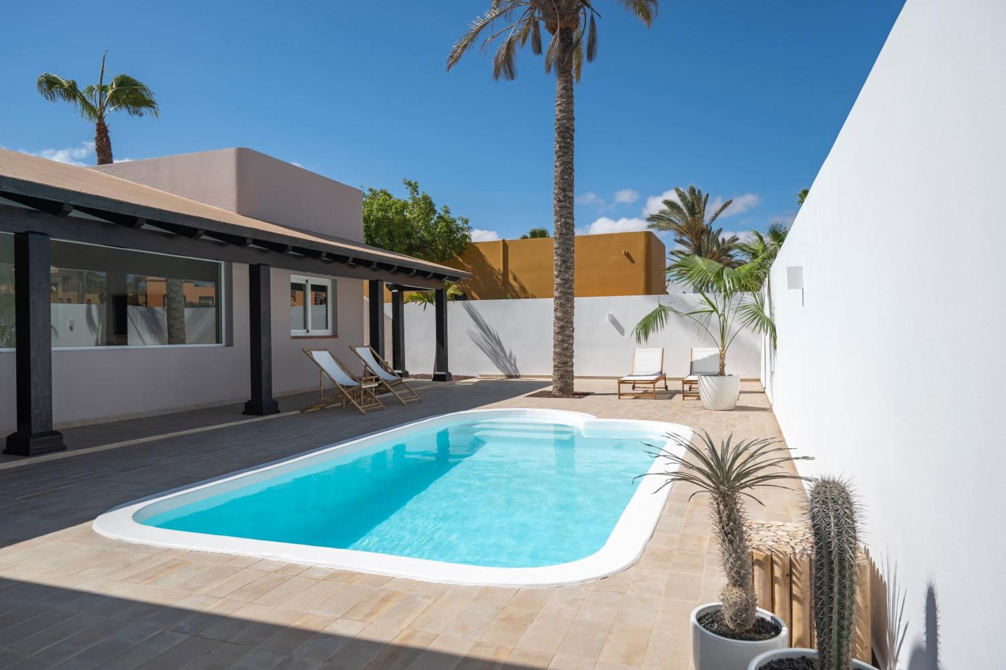 Villa Tropico - Design House With Pool In Corralejo Exterior photo